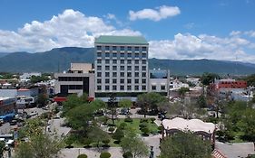 Everest Ciudad Victoria